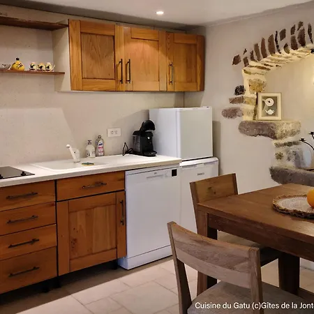 Holiday home Le Gatu By Les De La Jonte *